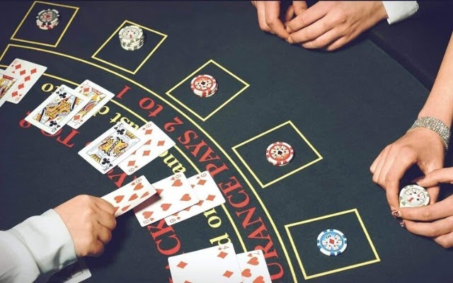 Một số thuật ngữ khi chơi bài Xì Dách Một số thuật ngữ khi chơi bài Xì Dách