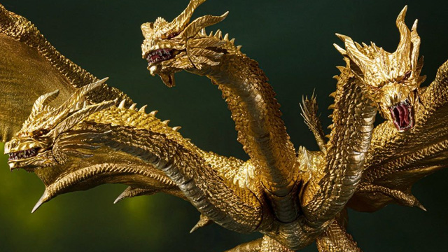 Vua Ghidorah - Quái vật ba đầu huyền thoại trong Chúa tể Godzilla 1 Ghidorah có thể coi là vua của bầu trời trong Vũ Trụ Quái Vật